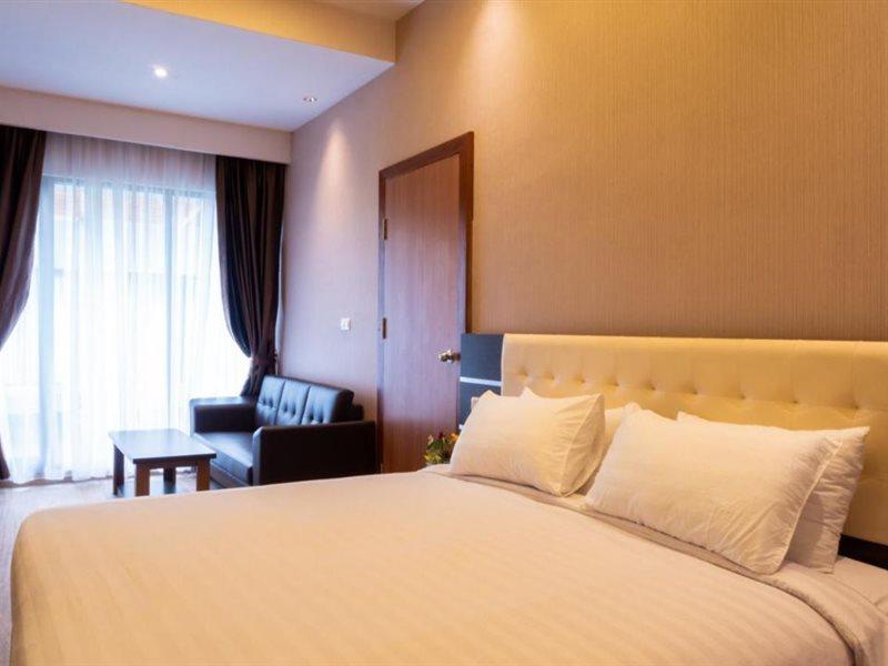 Cahaya Villa Hotel Гарут Екстериор снимка